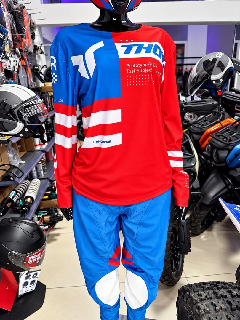 Tenue Thor maillot et pantalon — boutique Oasis Adventure